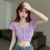 Красная трикотажная сексуальная короткая футболка с коротким рукавом