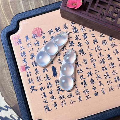 天然岫玉冰种四季豆吊坠保真高冰