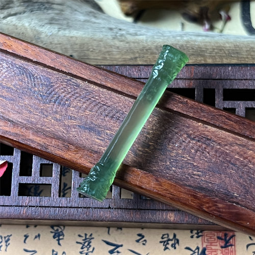 天然岫玉定海神针吊坠保真油绿