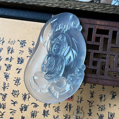 天然岫玉自在观音吊坠保真纯净