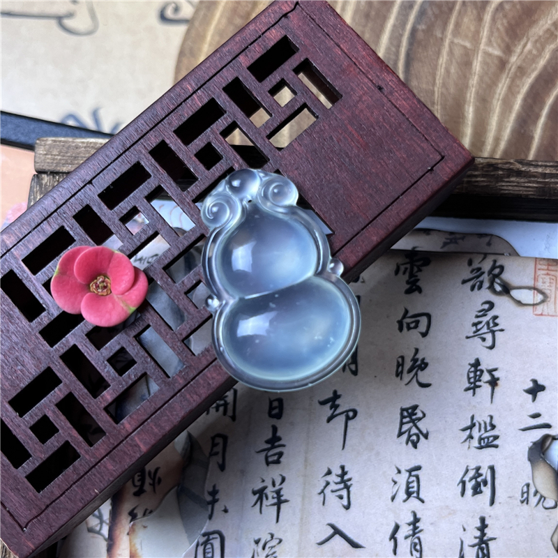 天然岫玉冰种葫芦吊坠保真通透好货男女款玉石挂件产地直发看图选