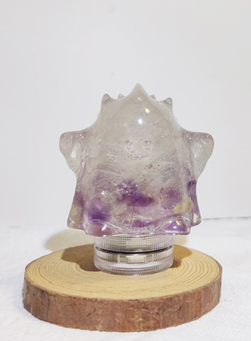 日系水晶小怪兽滴胶发光桌面摆件