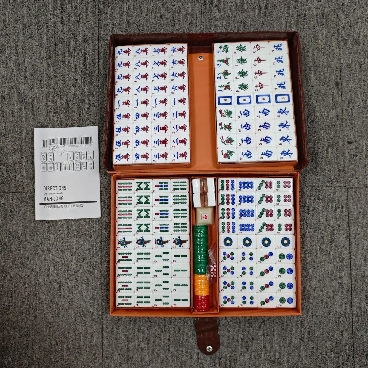 现货37号37mm英文牌家用手搓亚克力麻将香港牌商务礼品家庭娱乐