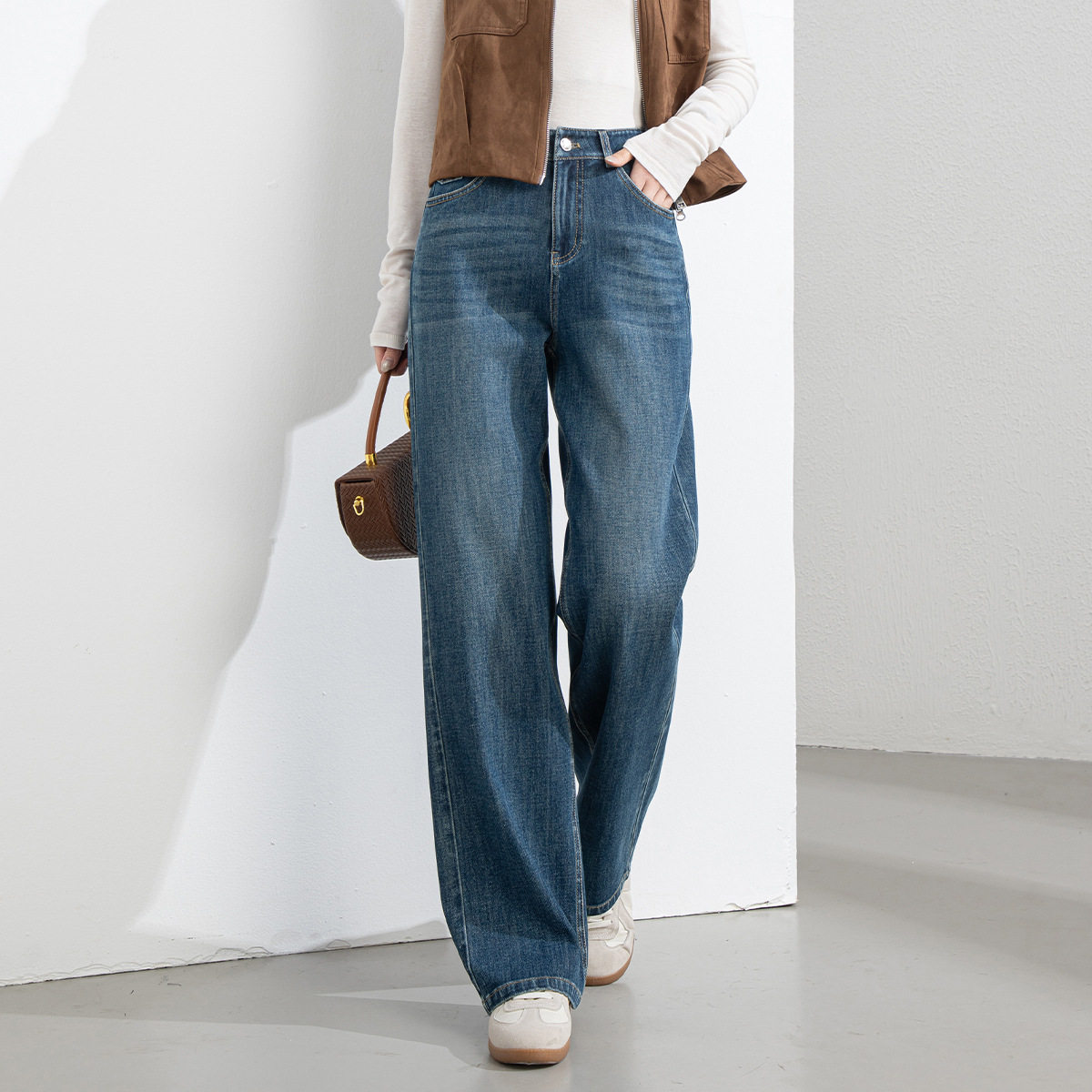 忆霏显瘦显直四面弹直筒牛仔裤女2026春季新款九分窄版小个子长裤