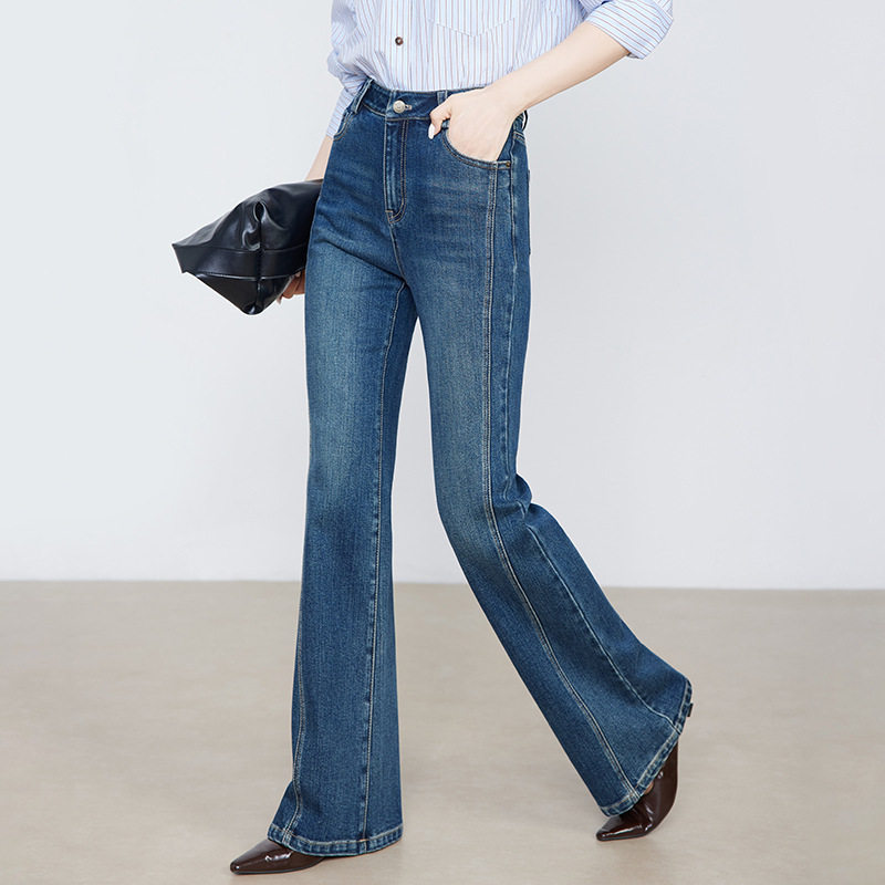忆霏设计感分割线高腰微喇牛仔裤女秋季新款修身显瘦弹力喇叭长裤