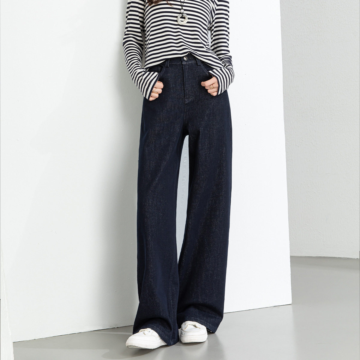 忆霏时尚阔腿裤复古牛仔裤女2026春季新款松弛感休闲显瘦高腰垂感