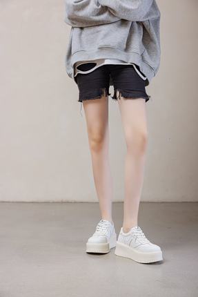 2026新款真皮女鞋小个子厚底增高小白鞋超轻松糕百搭运动休闲鞋子