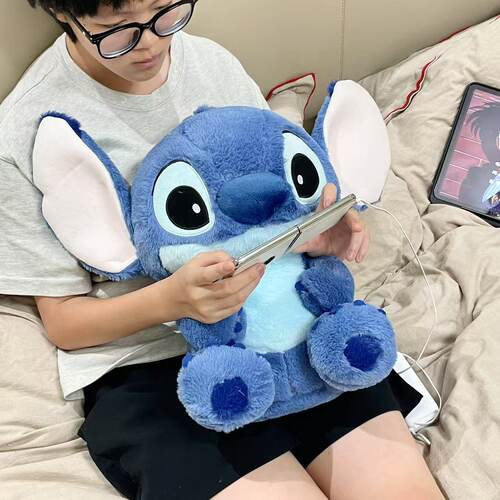 卡通史迪仔公仔抱枕毯子两用车载办公室午睡夏凉毯靠垫折叠二合一