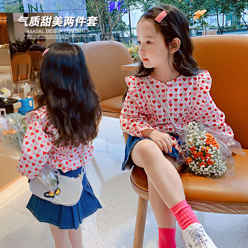 女童春夏套装2026新款爱心飞袖衬衣公主可爱儿童衬衫薄牛仔半身裙