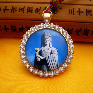 YC437新款精品湄洲妈祖娘娘女神像镶钻佛牌吊坠庙会结缘挂件定制