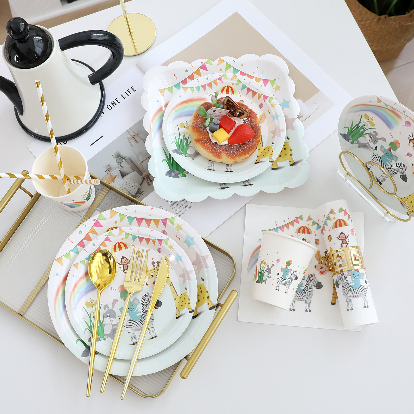 一次性餐具纸盘生日布置派对聚会卡通蛋糕碟子幼儿园水果点心托盘