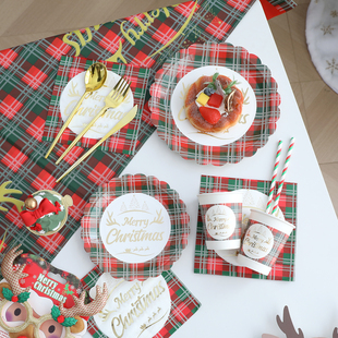 圣诞格子餐具套装一次性纸盘纸杯餐巾纸圣诞节日装饰用品