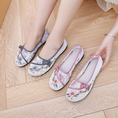 平底防滑一脚蹬凉鞋 新款 镂空透气妈妈软底网鞋 绣花夏季 中老年女鞋