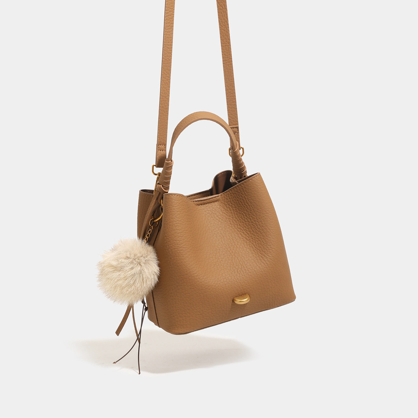 单肩包女水桶包日韩时尚手提包斜挎包真皮软休闲时尚大容量子母包