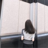 女2022春新款 灰色短款 拼色圆领半袖 空调衫 上衣 显瘦薄款 TB针织短袖