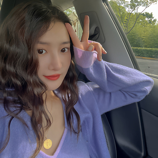 TZCOx康宝莱奢级昂贵白厂丝羊绒原创设计甜法马卡龙撞色针织开衫