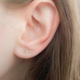 双耳洞耳钉纯银进口14K包金两个耳洞合适的耳环极简蛇耳饰睡觉带