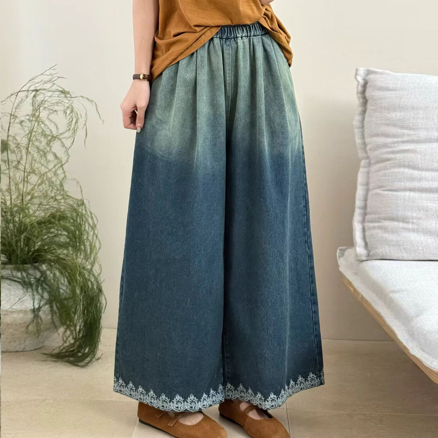 春装晕染撞色刺绣阔腿牛仔裤女