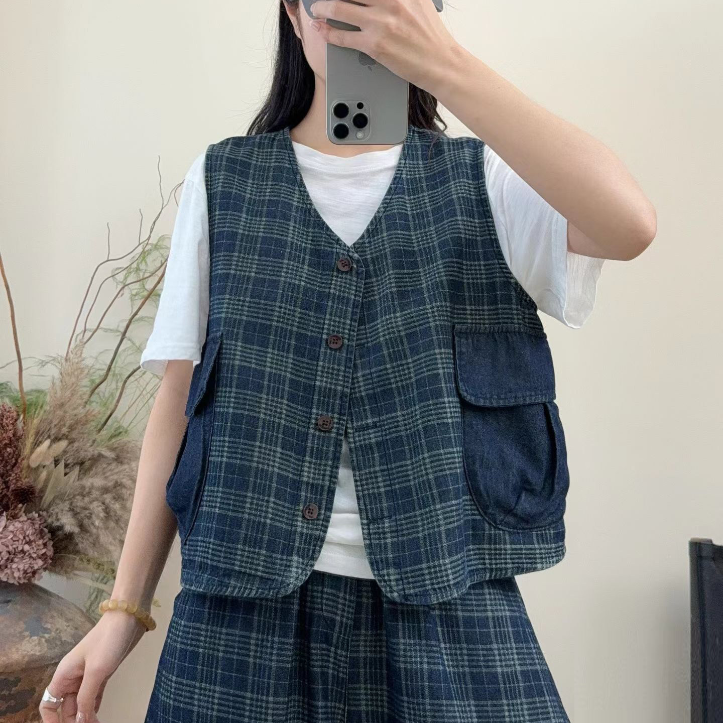 小V领格纹牛仔马甲女文艺百搭