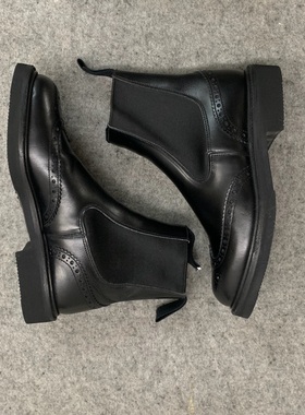 英国采购新品Tricker’s黑Trickers女布洛克雕花圆头切尔西靴短靴