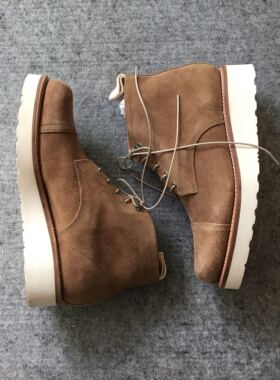 英国Grenson驼色磨砂皮厚白底男系带及踝短靴高帮皮鞋