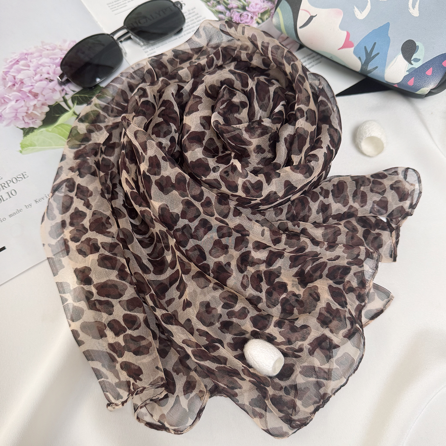 薄款真丝桑蚕丝柔软护颈长纱巾女