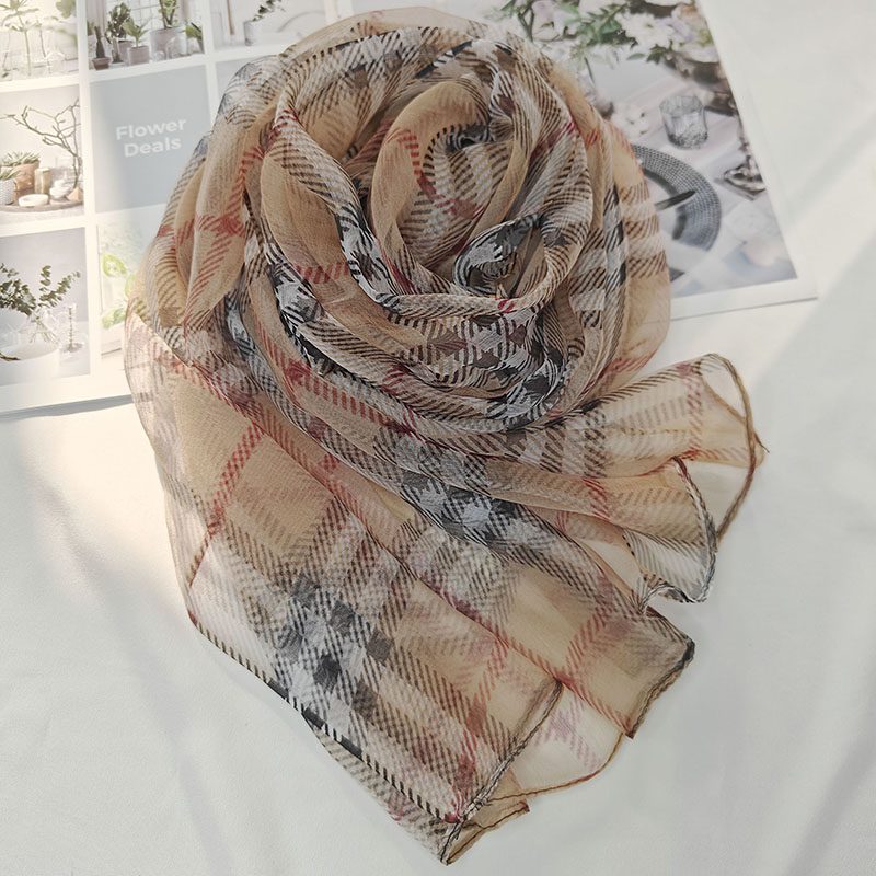 轻熟真丝混纺格子百搭长款桑蚕丝丝巾披肩防晒春秋薄款围巾女秋冬