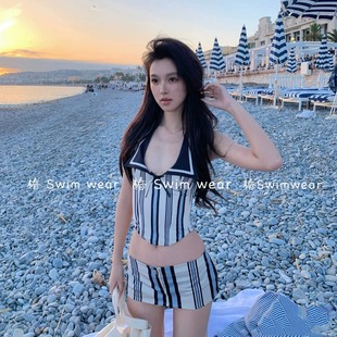 新款美式辣妹海军条分体翻领包臀显瘦海岛度假泡温泉三件套泳衣女