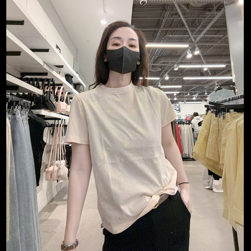 CK女士圆领花纹柔软短袖T恤