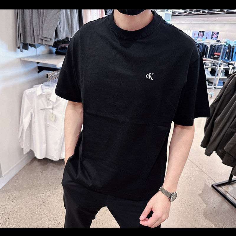 Calvin Klein CK男士夏季圆领纯棉时尚休闲宽松短袖T恤CM3-183