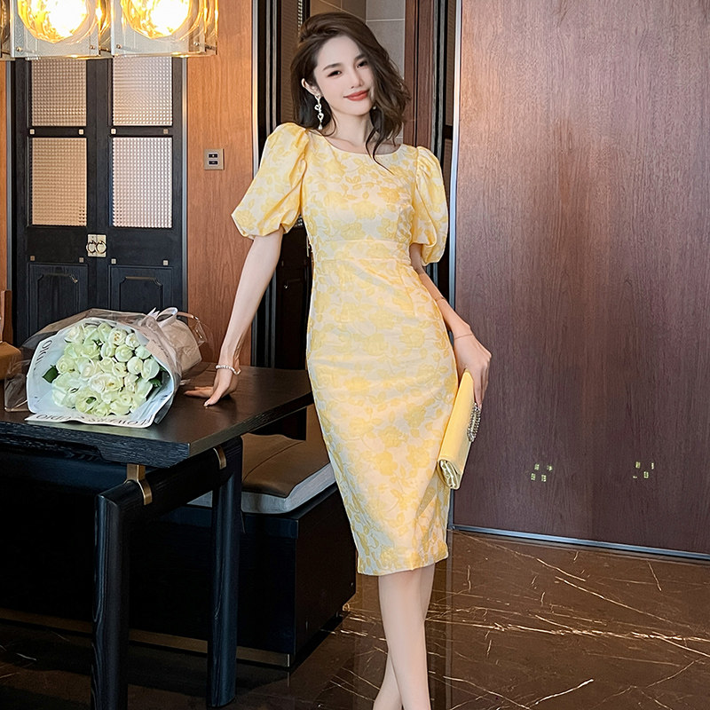 20394黄色印花泡泡袖连衣裙显瘦修身女人味优雅气质圆领包臀裙