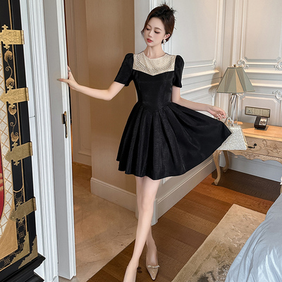 80188 小黑裙赫本风晚礼服泡泡袖宴会复古优雅裙子