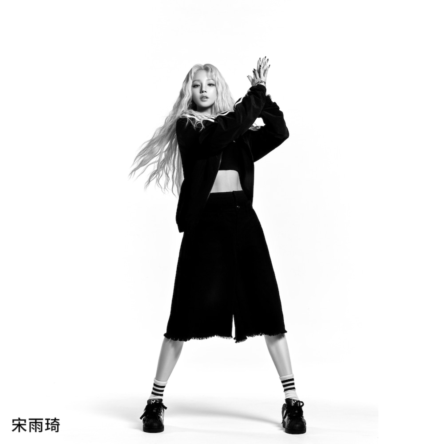 2025年春季运动休闲保暖立领外套