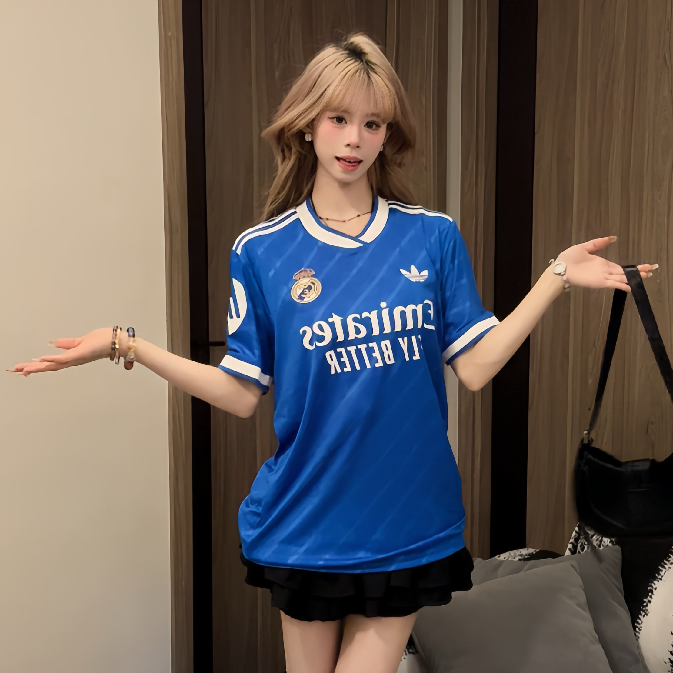 Adidas皇马第二客场短袖足球服