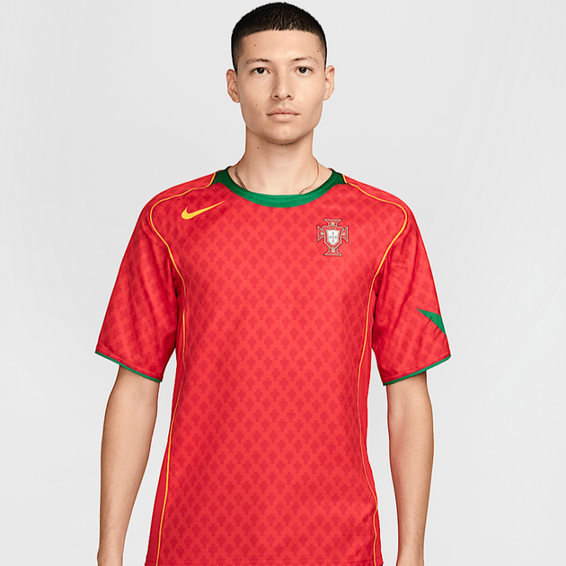 Nike耐克葡萄牙队2004Reissue球迷版经典复古速干足球球衣HF6851