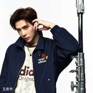 KS5956 宽松针织衫 Adidas阿迪达斯王安宇同款 提花条纹休闲运动衫