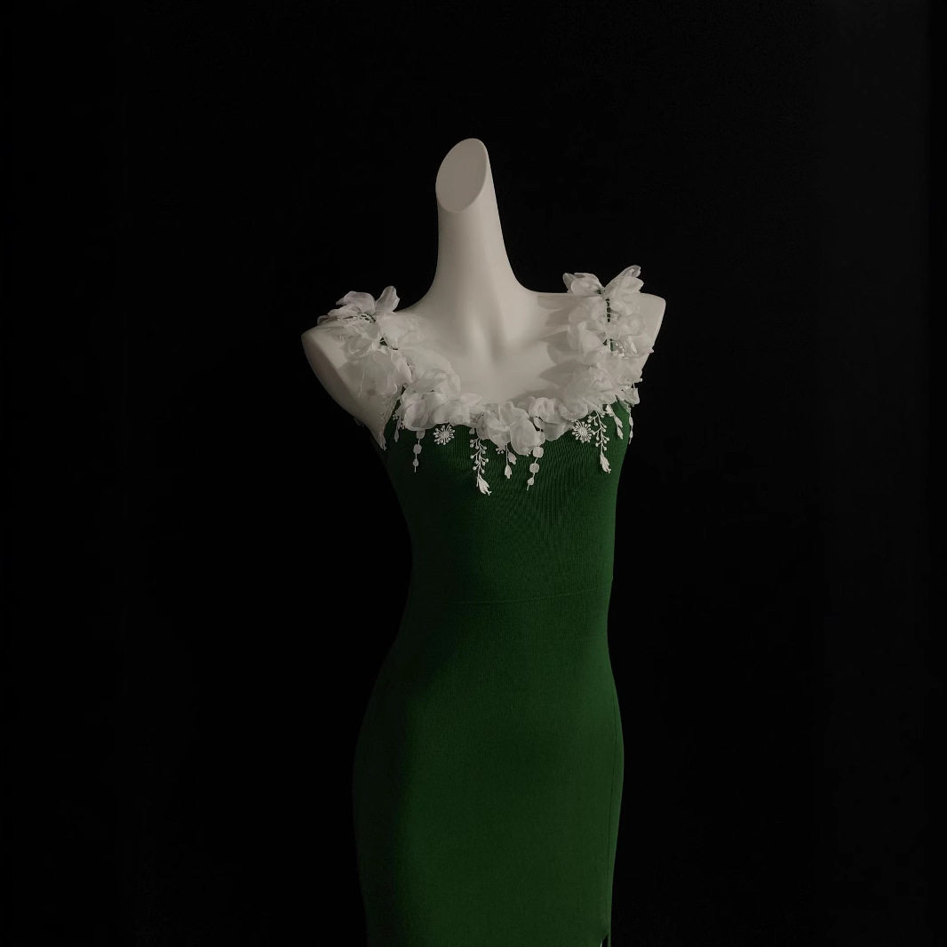 嘀咕鸟原创 风车茉莉白色花朵绿色连衣裙法式高级感气质吊带长裙