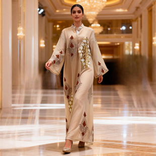 女士长袍穆斯林珠片绣花阿拉伯连衣裙Abaya宽松迪拜轻奢传统服饰