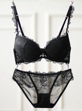 女士文胸罩性感蕾丝小胸聚拢深V有钢圈欧美内衣套装少女上托红色