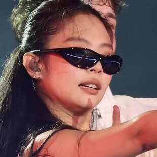 Jennie演唱会同款小框猫眼黑色墨镜女Y2K辣妹防紫外线太阳镜圆脸
