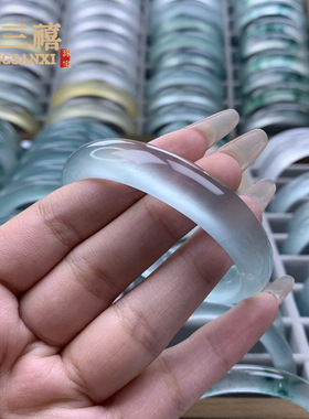 高冰天然正圈玉镯子翡翠色手镯石英岩质玉天空蓝手镯天青冻水沫