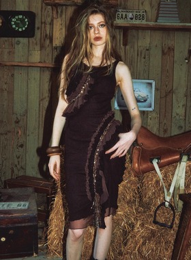 99PERCENT叛逆千金破碎感花边露背网纱蕾丝修身包臀性感连衣裙