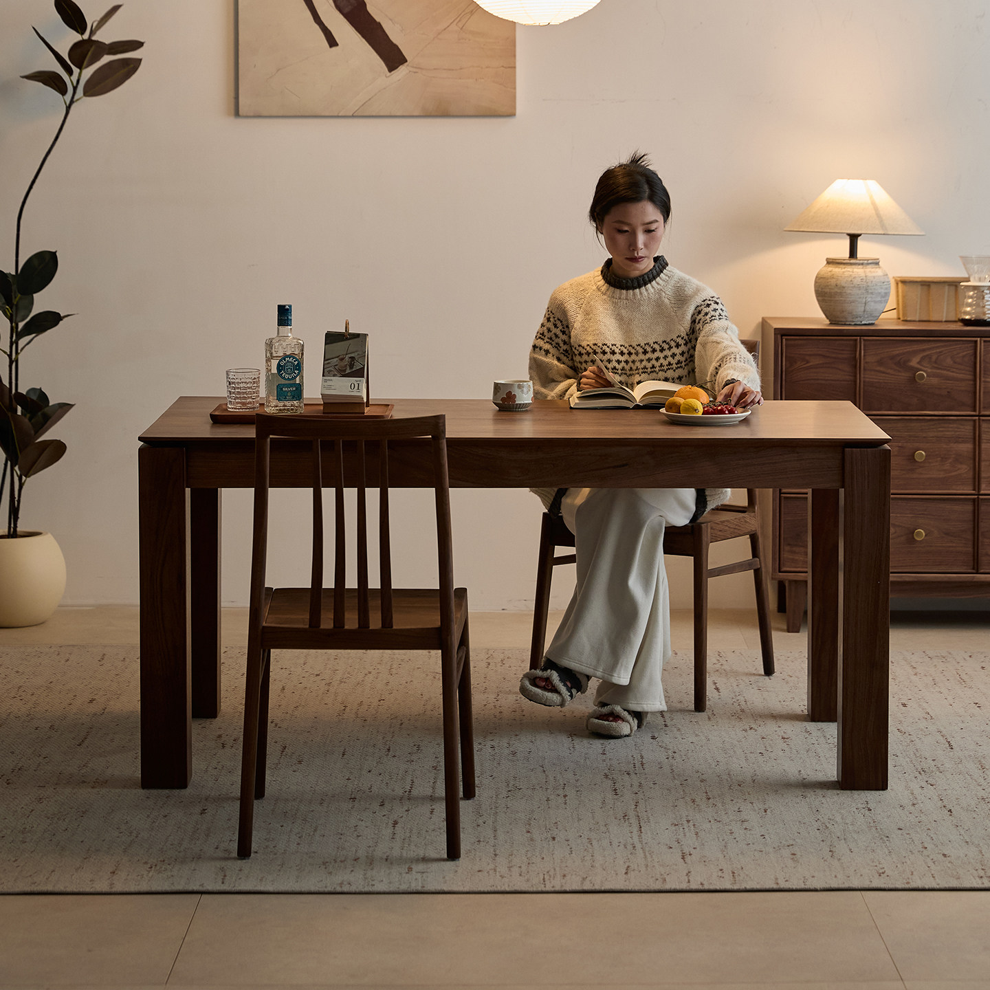 梦天然北美黑胡桃实木餐桌长方形