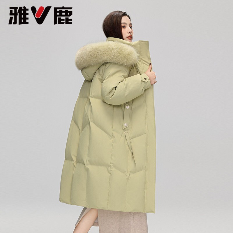 雅鹿蓄热中长款羽绒服狐狸毛女