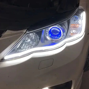 锐志天使眼大灯改装直射激光透镜氙气灯近光灯流水LED日间行车灯