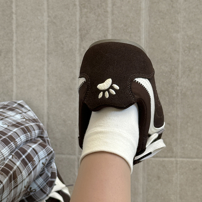 路十三小众设计腊肠狗2025春秋新款女鞋百搭复古小白鞋休闲板鞋