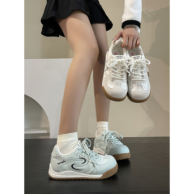 路十三蕾丝德训鞋女款2026春季新款百搭小白鞋配裙子厚底休闲板鞋