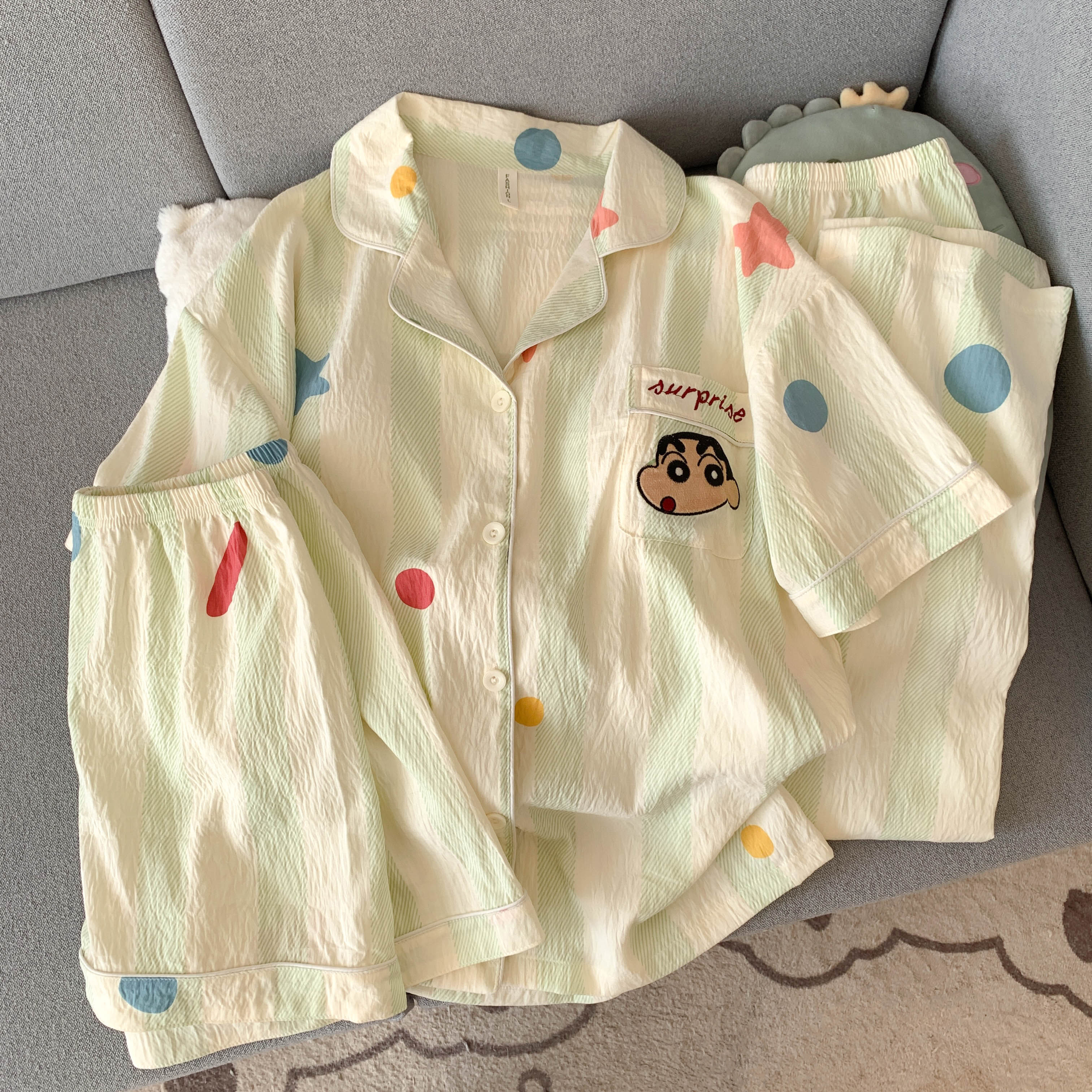 蜡笔小新睡衣女款2026新款夏学生可爱卡通云朵棉家居服套装带胸垫