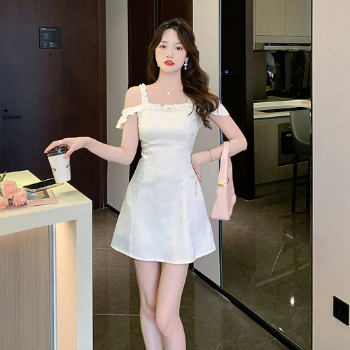 依瑾之年 YZZN8159