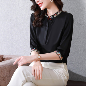 RM12823#黑色衬衫女士新款2023重工刺绣立领衬衣复古盘扣短袖蚕丝上衣
